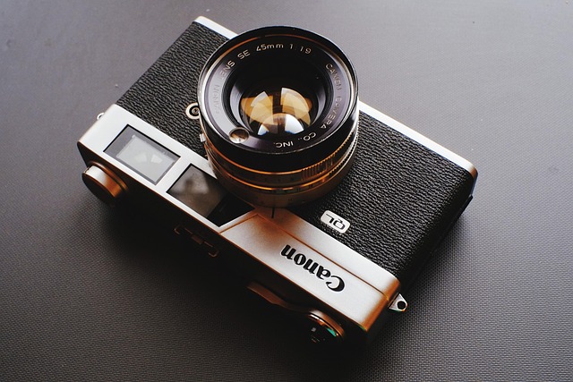 Classic Rangefinders & SLRs vs Alternatives : My Honest Hands-On Comparison